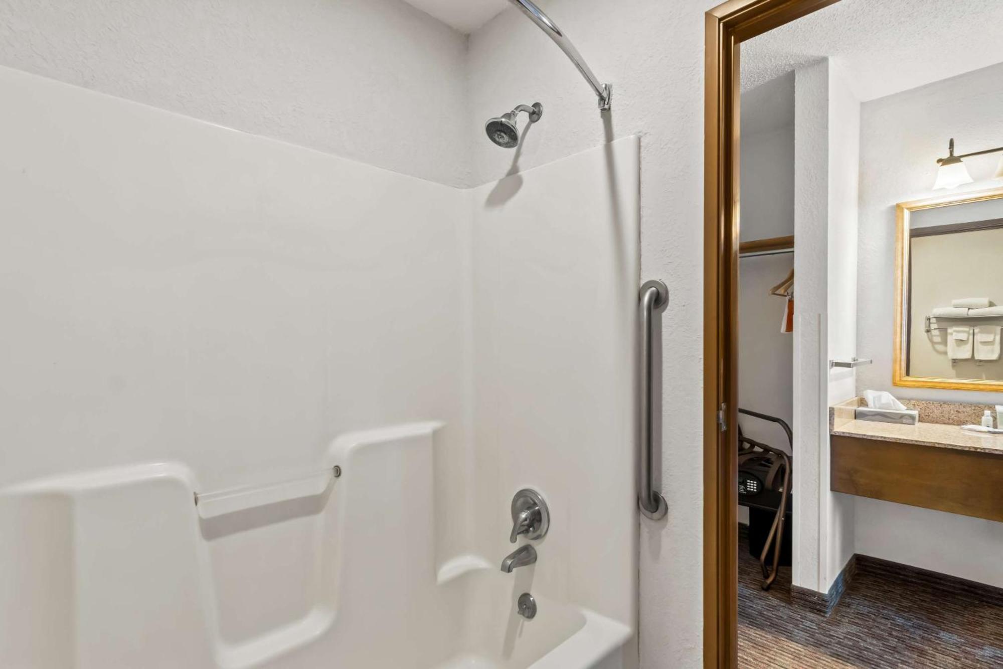 Quality Inn Sidney I-80 Екстер'єр фото